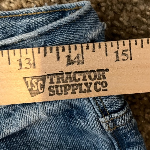 Madewell The Mom Jean in Melva Wash size 26 - Picture 15 of 16